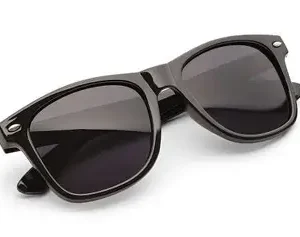 Sunglasses 🕶️ – Aviators, wayfarers, or round frames.